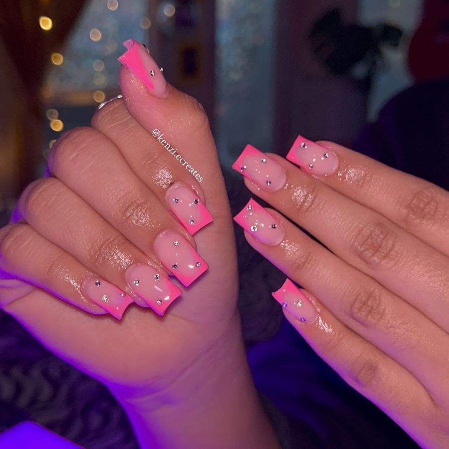 short-pink-nails_kenzi.ecreates_15.jpg