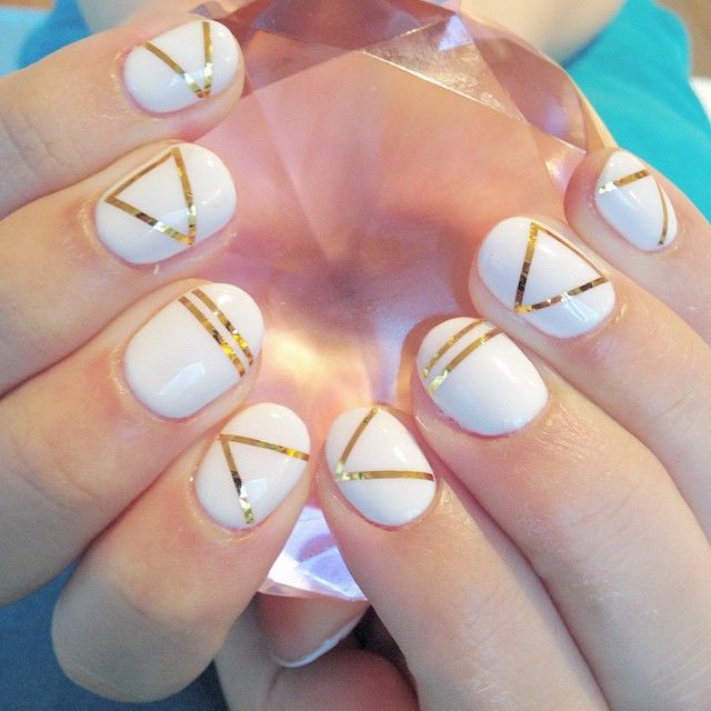 white-and-gold-nails_beautylabo.t_18.jpg