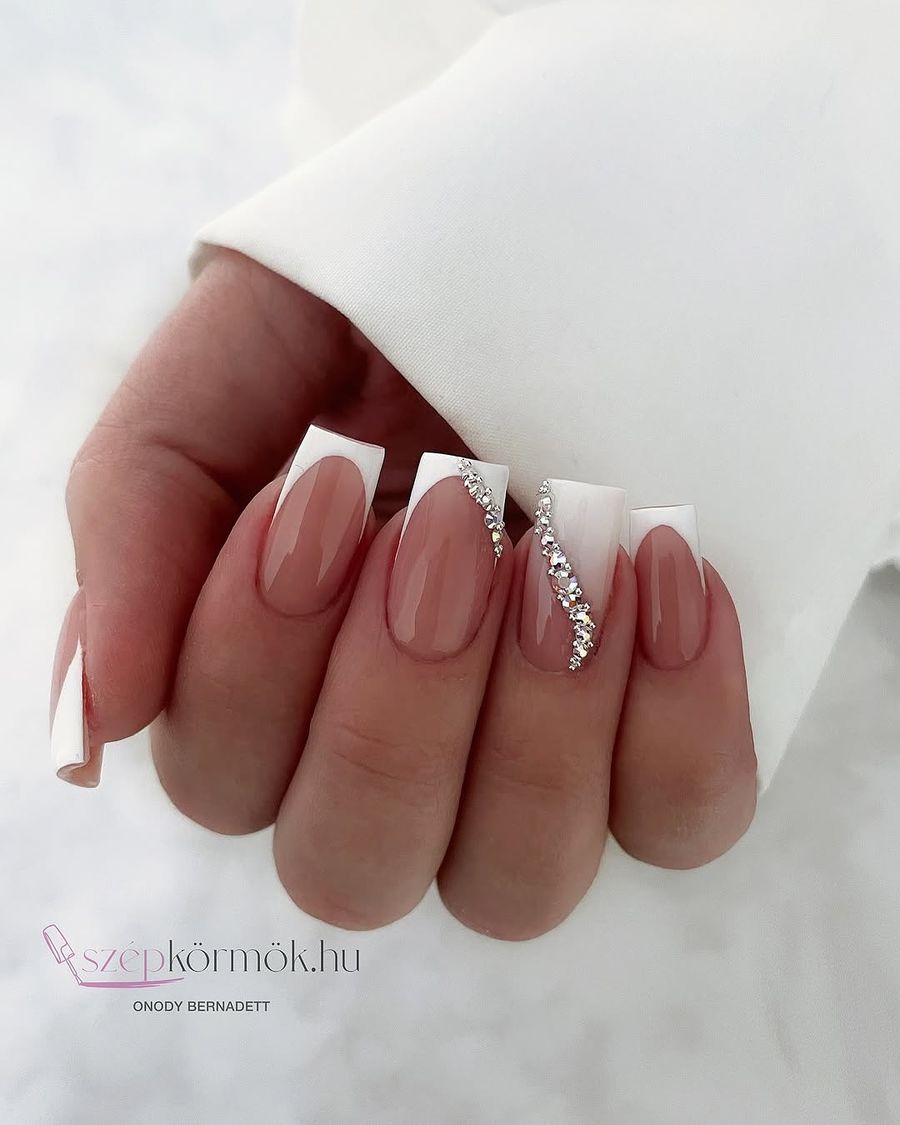 white-french-tip-nails_ideas_for_nailart_5.jpg
