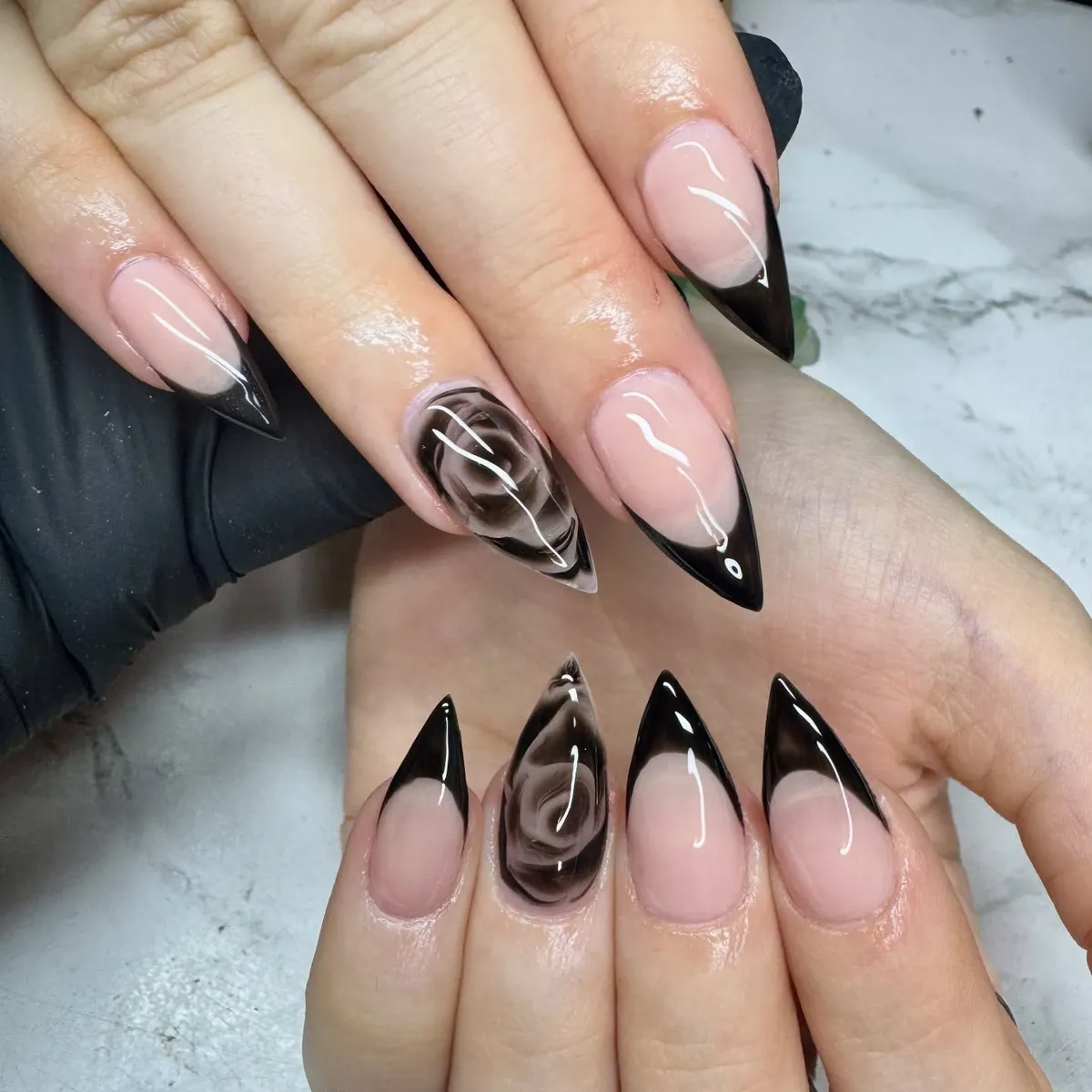 Black-French-Tip-Nails_beaut_nails_by_emma_3.webp