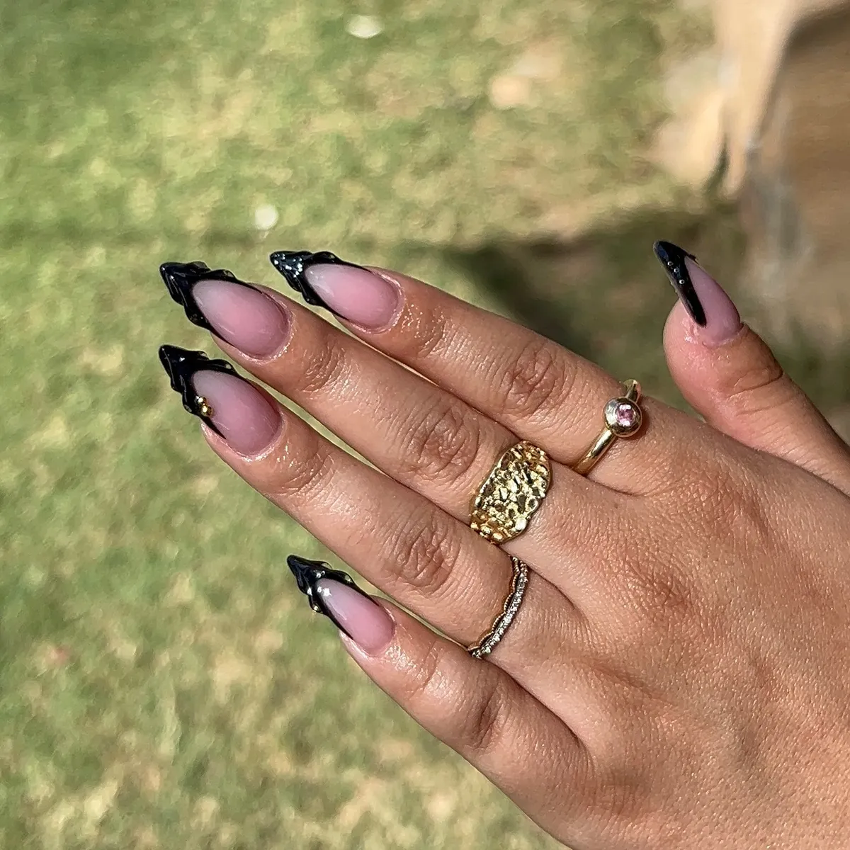 Black-French-Tip-Nails_karinasnailroom_8.webp