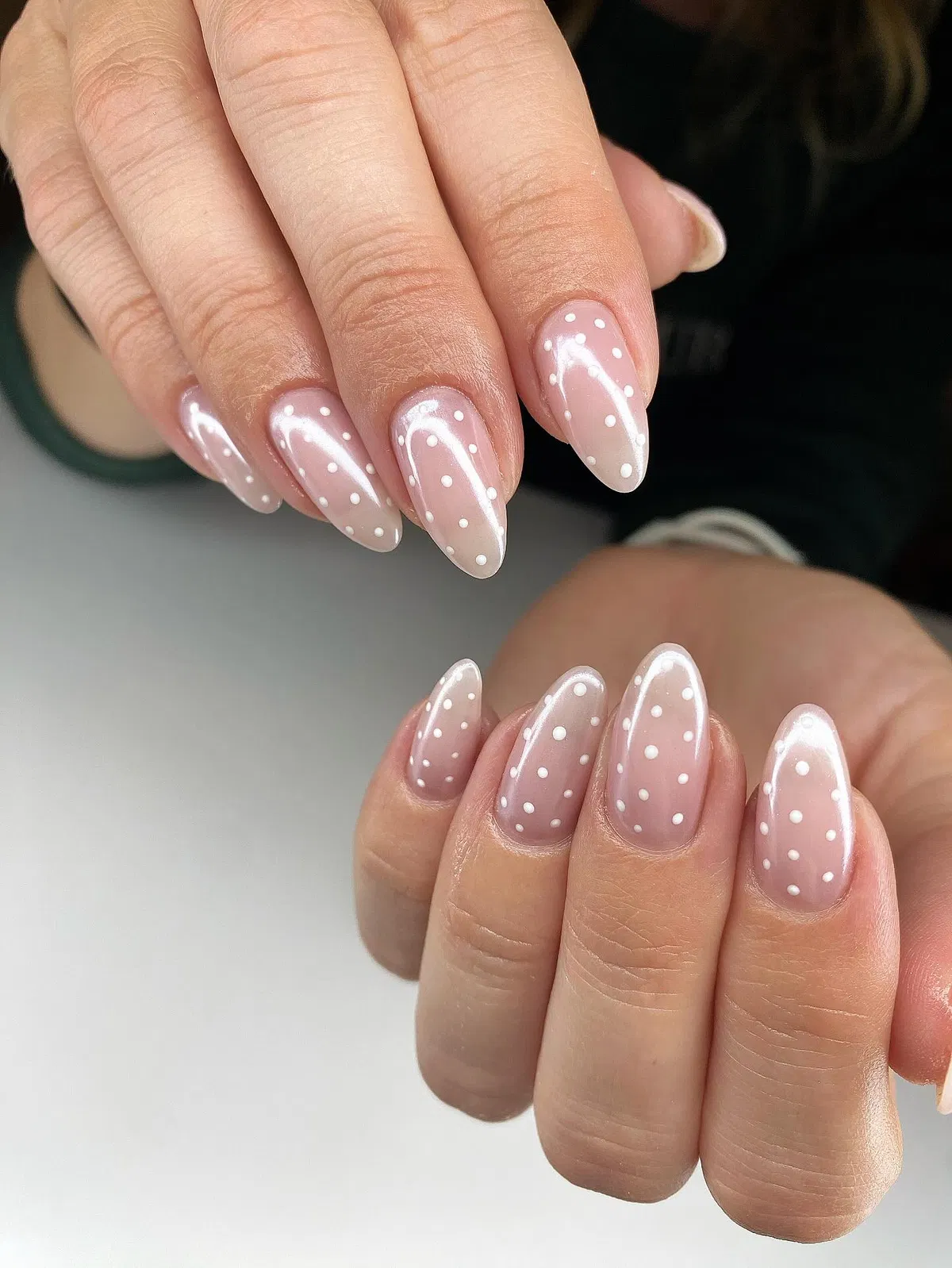 Gel-Nails_julynailbar_16.webp