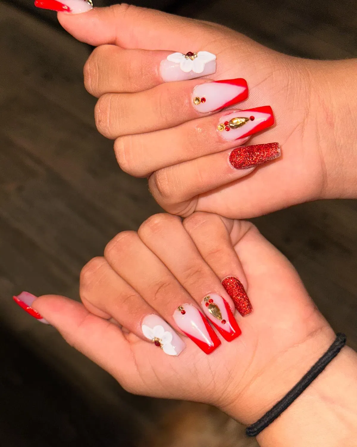 Red-coffin-nails_nailzzz._byzelle_17.webp