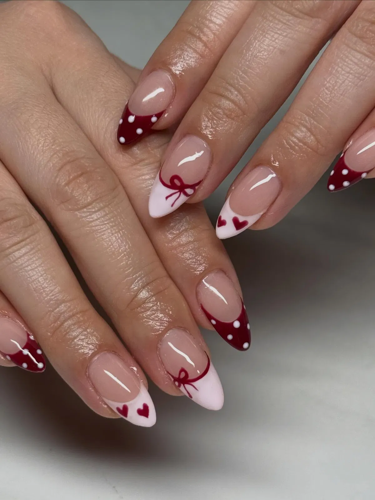 almond-nails_nailsbyciena_20.webp