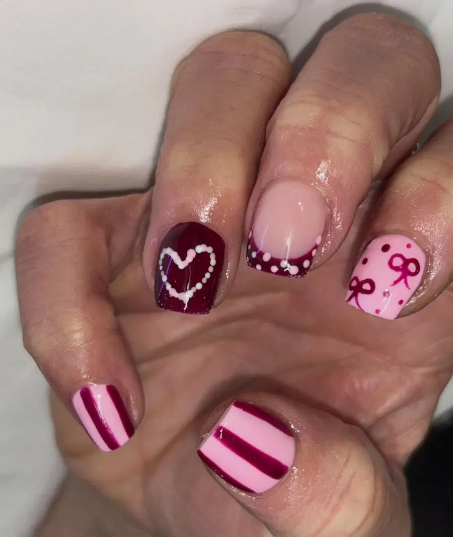 pink-nails_katiesnailsandbeautyx_15-1.webp