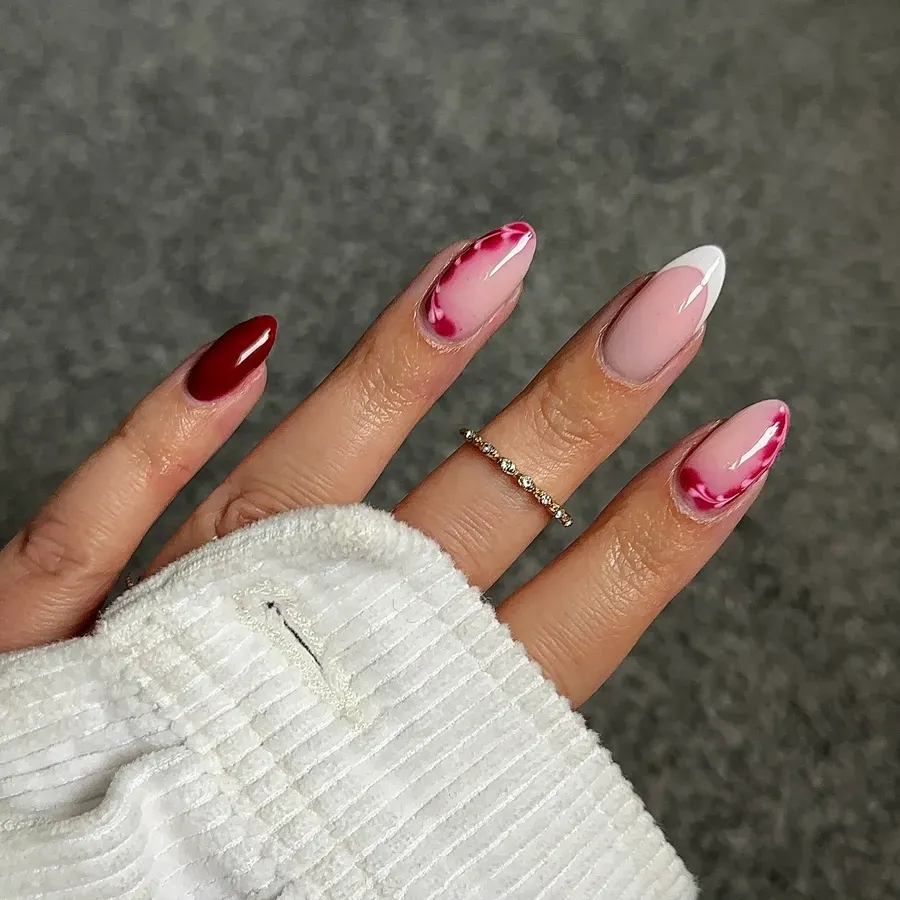 red-nails_cherry-red-nails_thenailroombygee_18.webp
