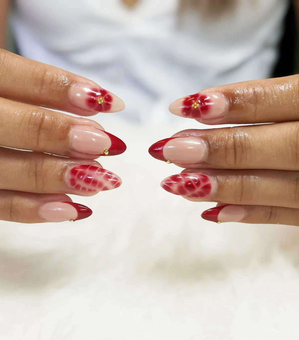 red-prom-nails_cosmeticsbyemi_19.webp