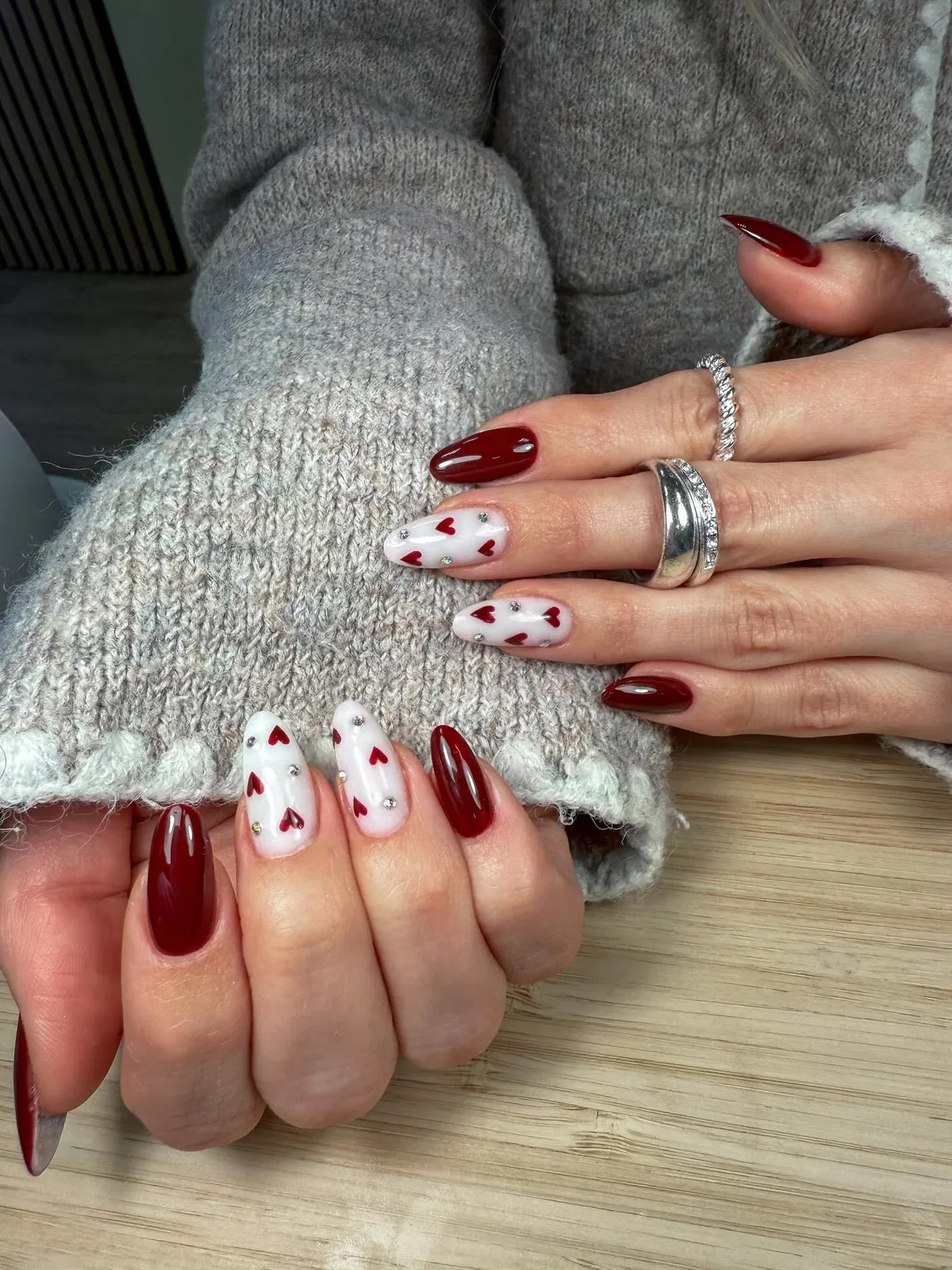 red-prom-nails_evinalepotilnica_6.webp