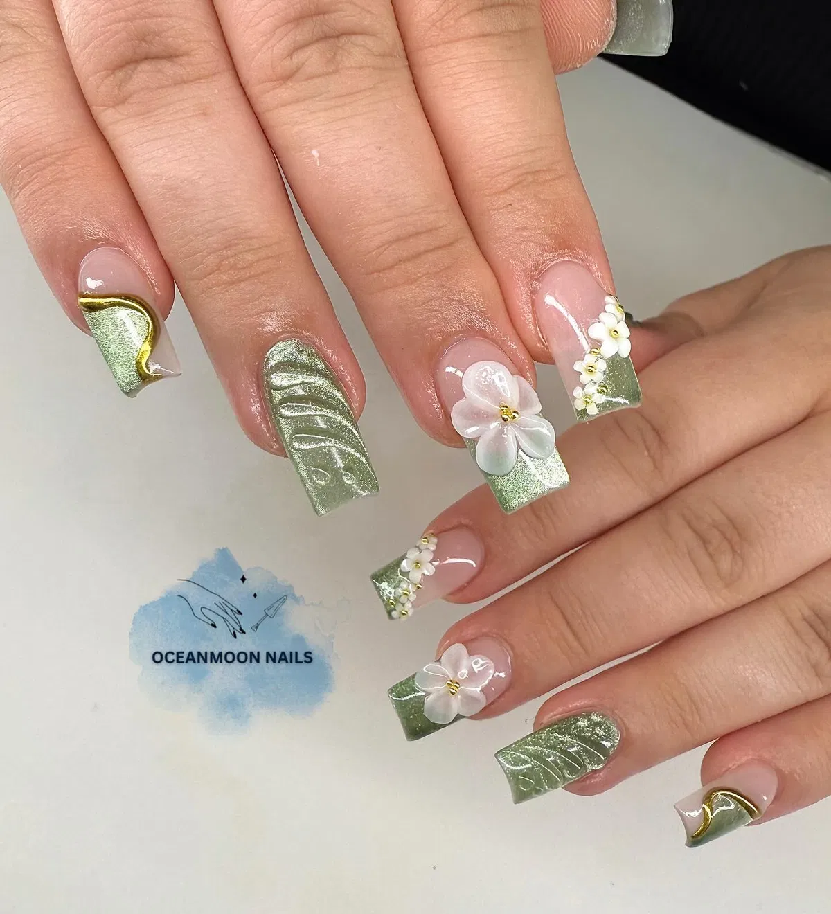 sage-green-nails_oceanmoonnailsyyc_3.webp