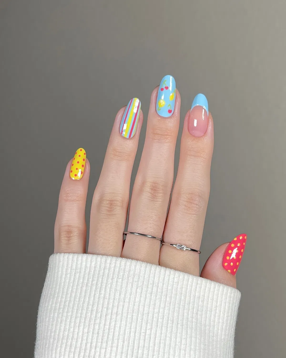 cute-summer-nails_heajiheaji_2.webp