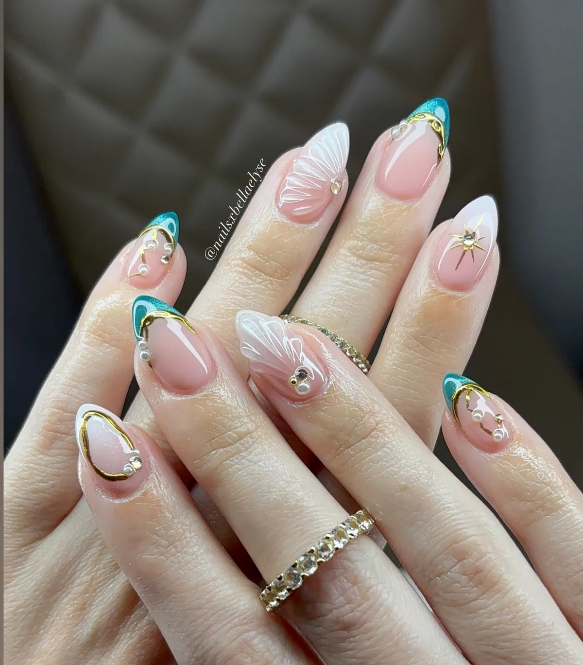 cute-summer-nails_nailsxbellaelyse_7.webp