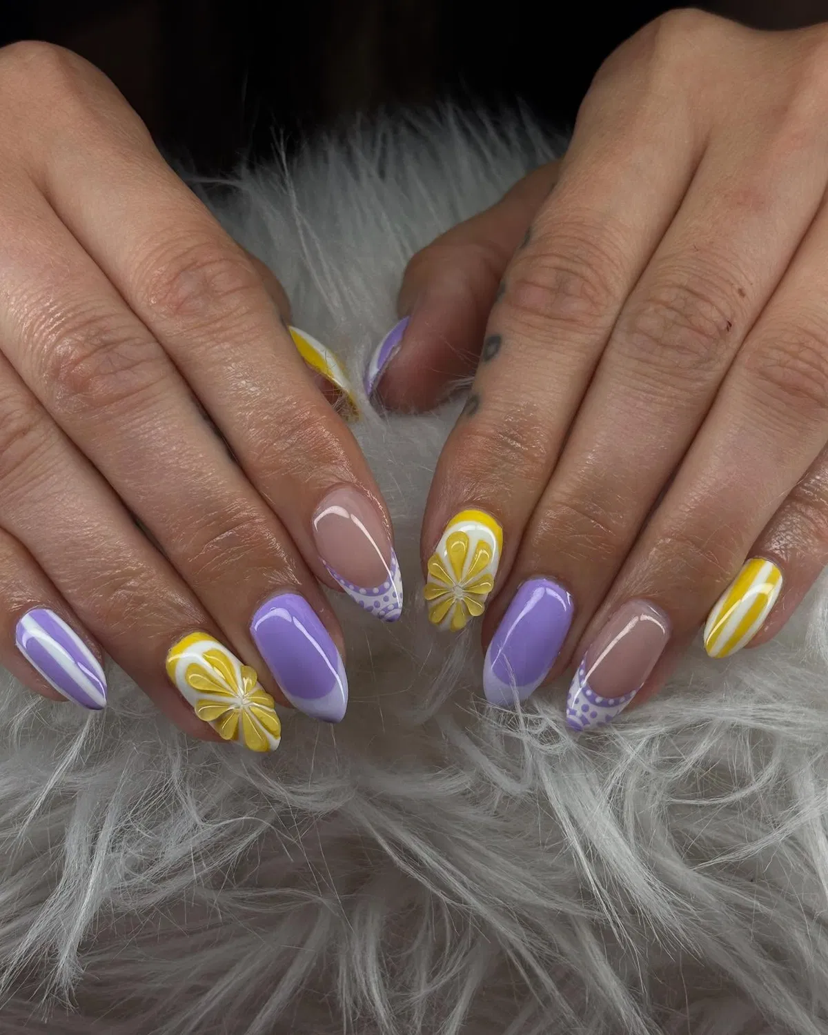 fun-summer-nails_crushbarllc_8.webp
