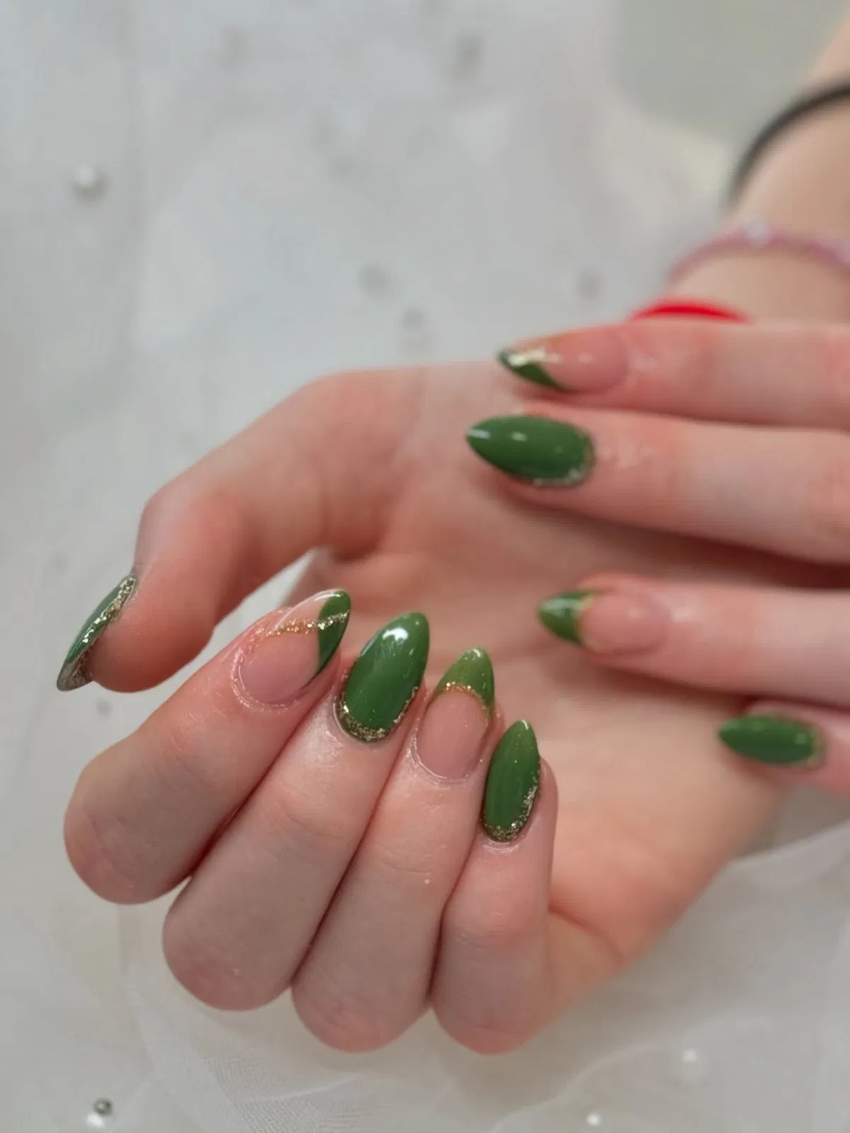 green-nails-acrylic_darlingnailsspa420_7.webp