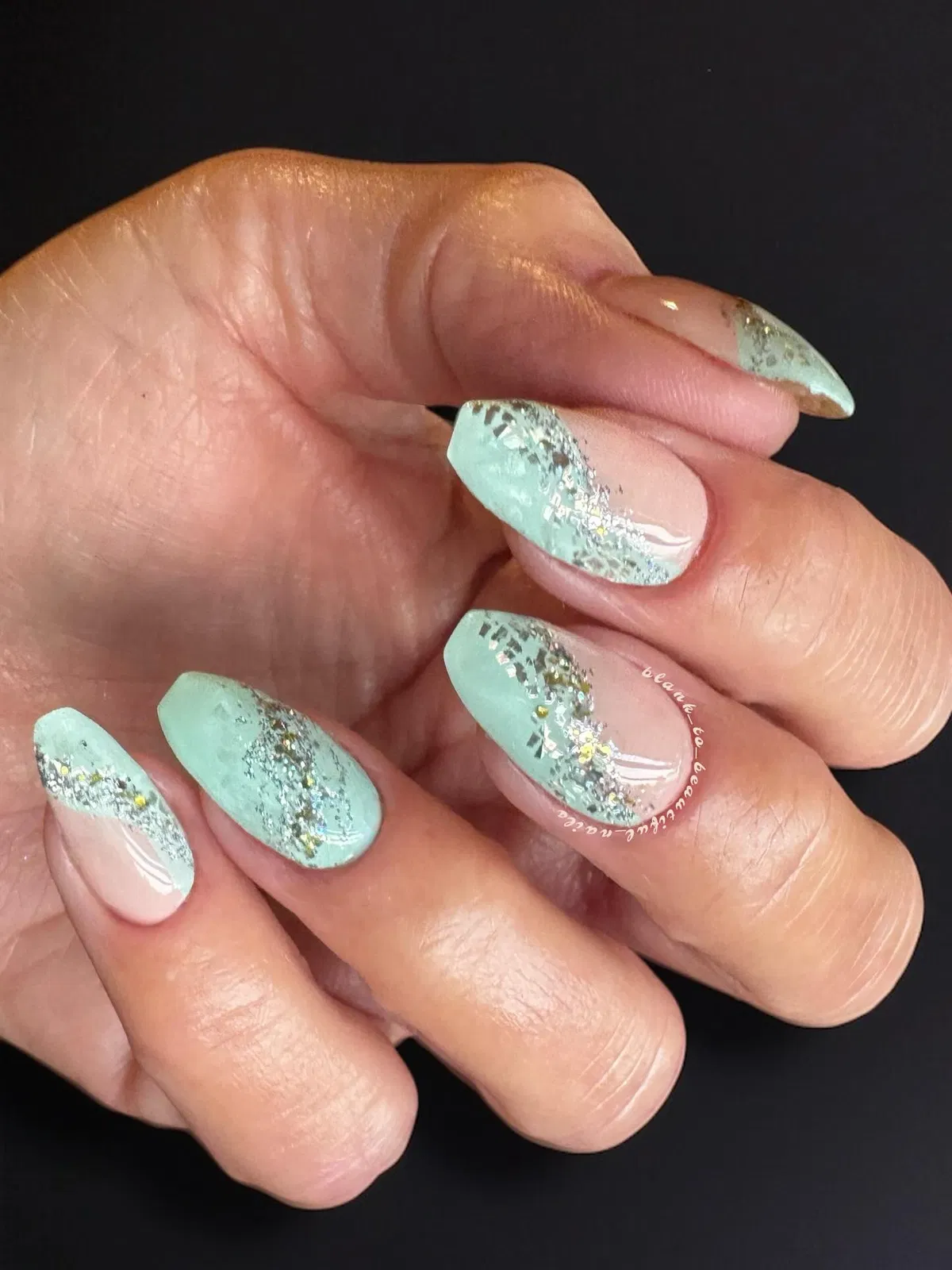 mint-green-nails_blank_to_beautiful_nails_19.webp