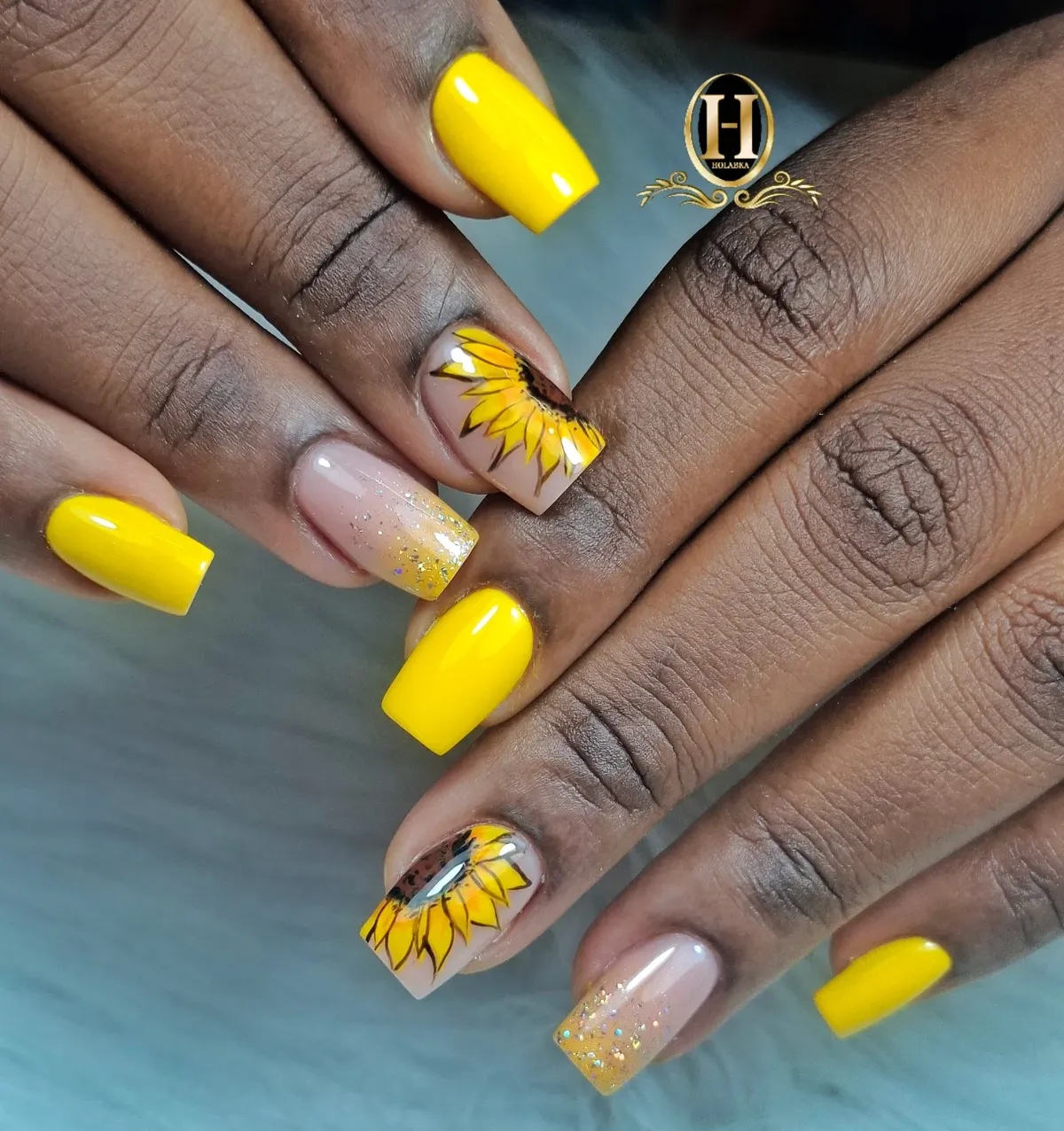 Bright yellow set with large sunflower and glitter-gradient accents