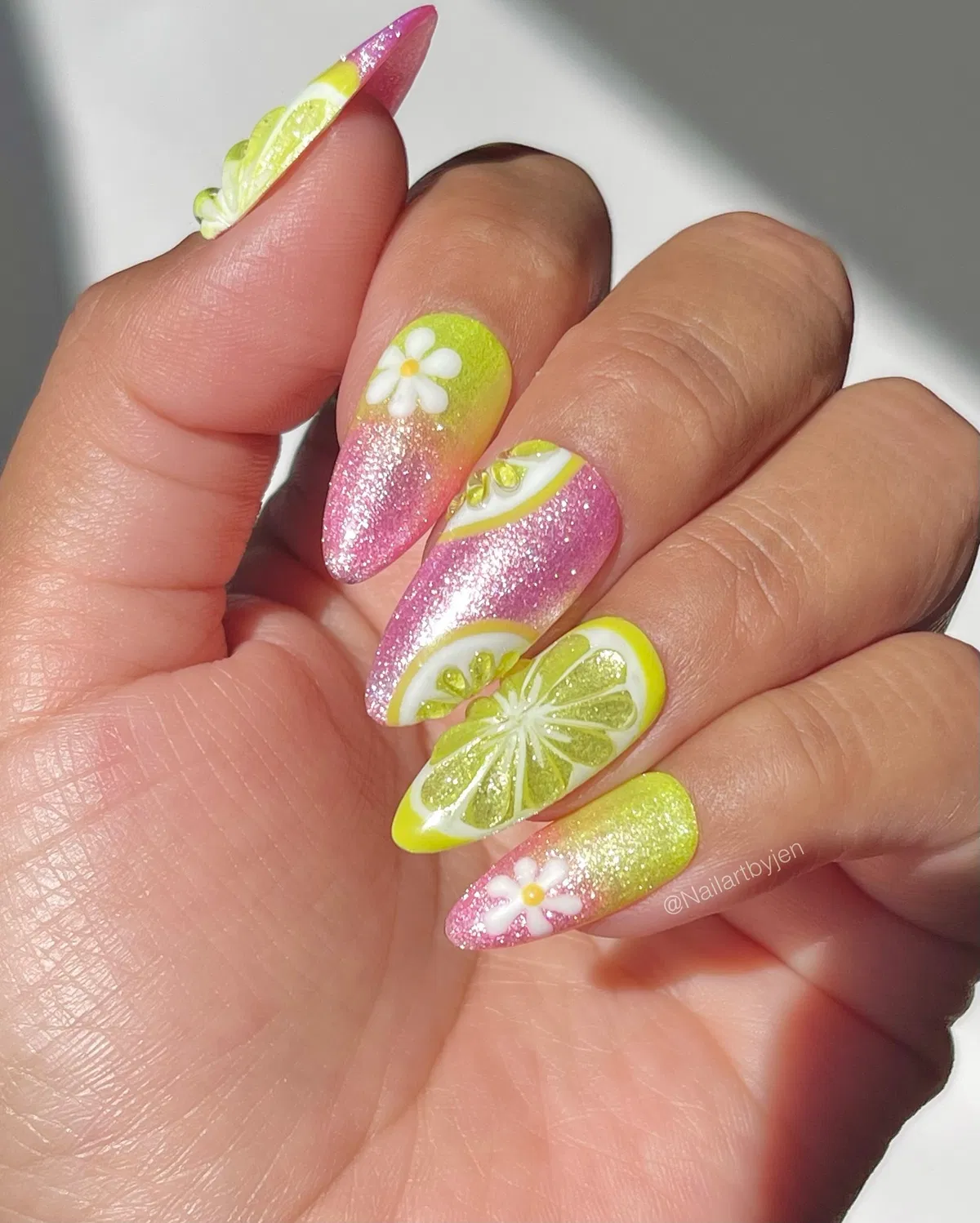 Sparkly pink-green gradients with green citrus slice feature