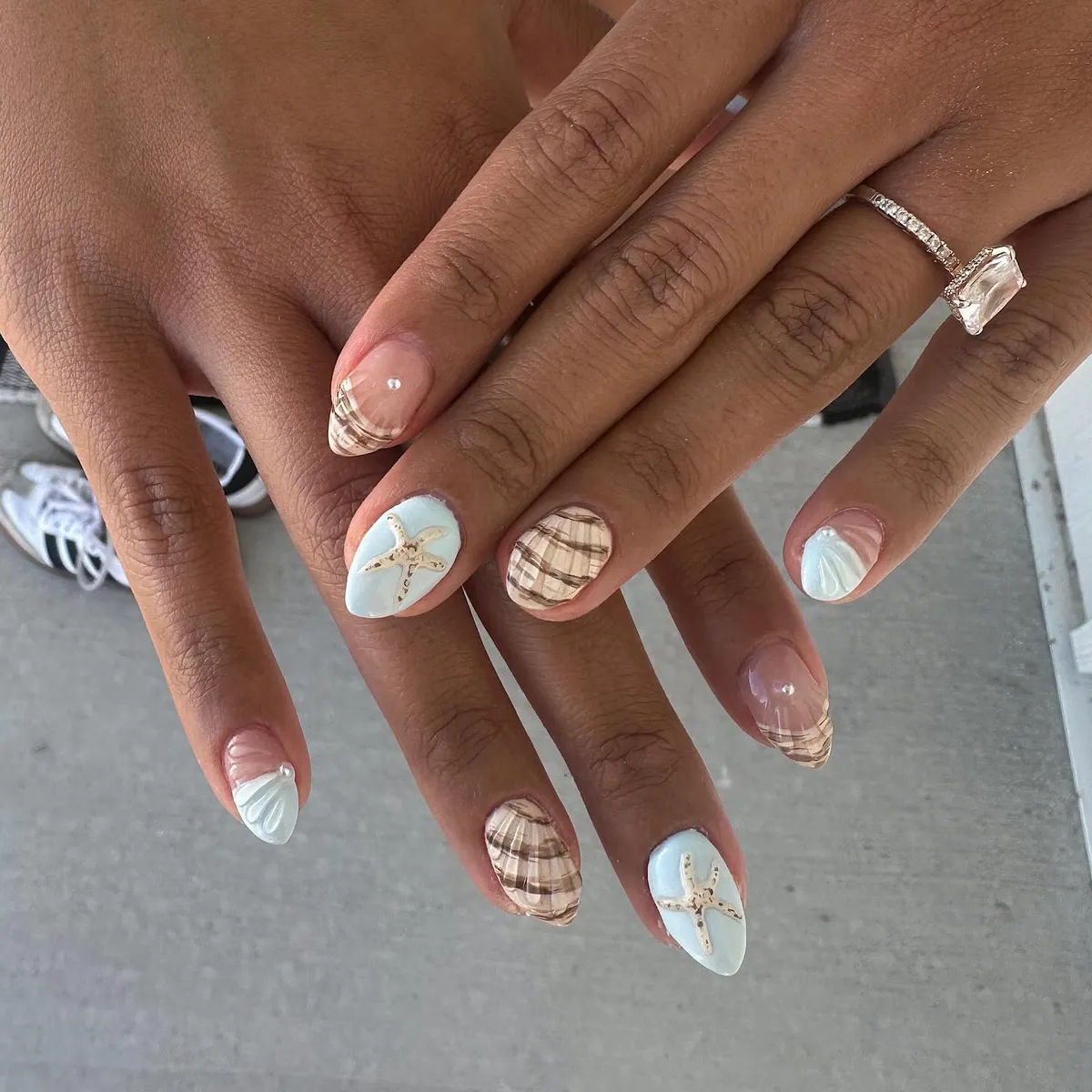 Plaid accents with raised starfish and shell details