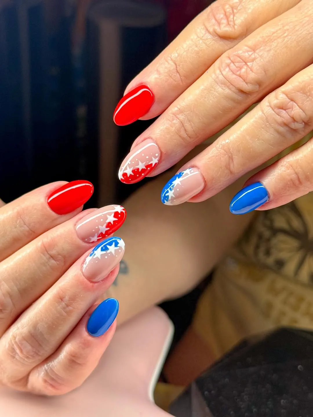 Diagonal color-block stars with red and blue solids