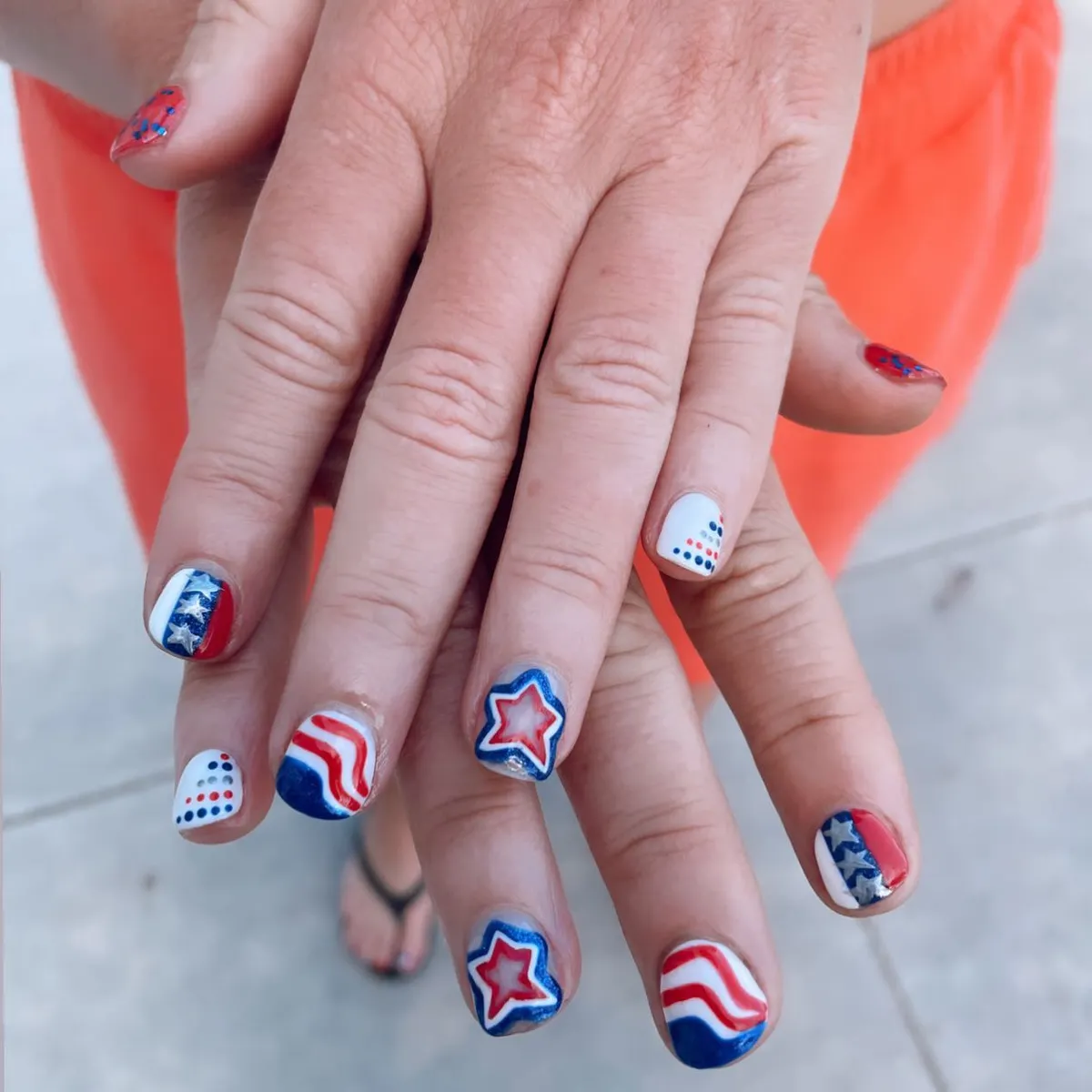 Short glossy mix: stars, waves, and dotted accents