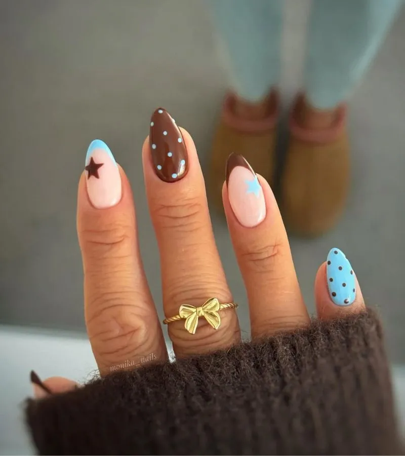 Mixed stars and polka dots in blue and brown