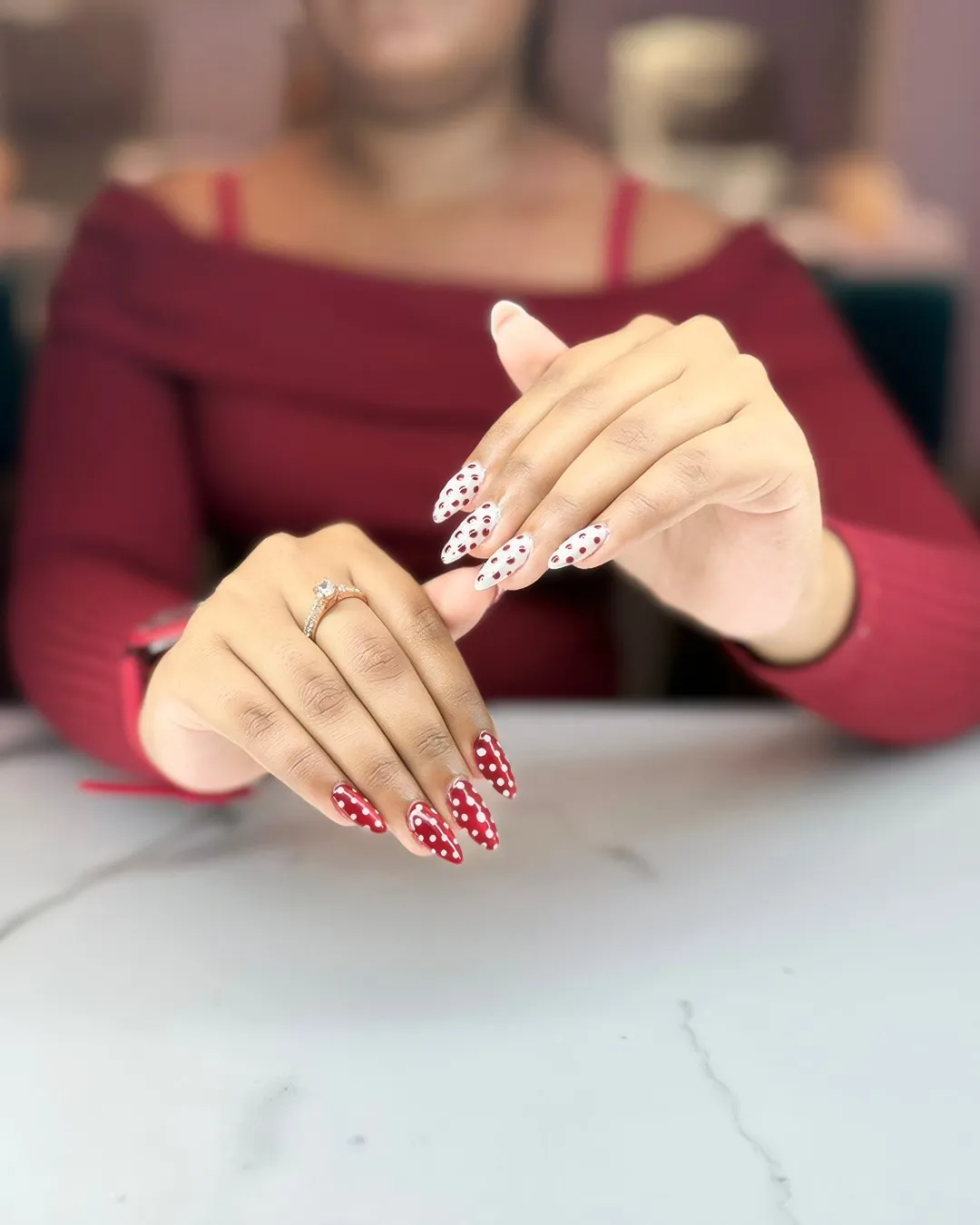 Red-and-White Polka Dot Alternating Set