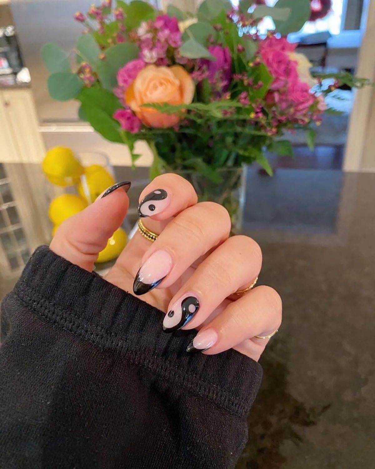 Mixed black set with white floral art, textured matte accent, gradients, and animal-print-like pattern