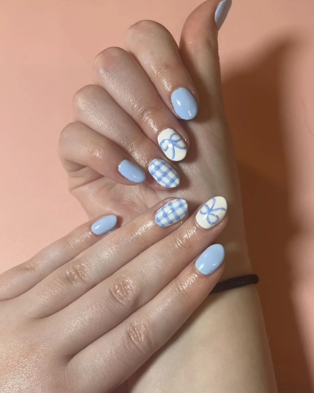 Pale Blue with Bow Art and Light Blue Gingham Checks