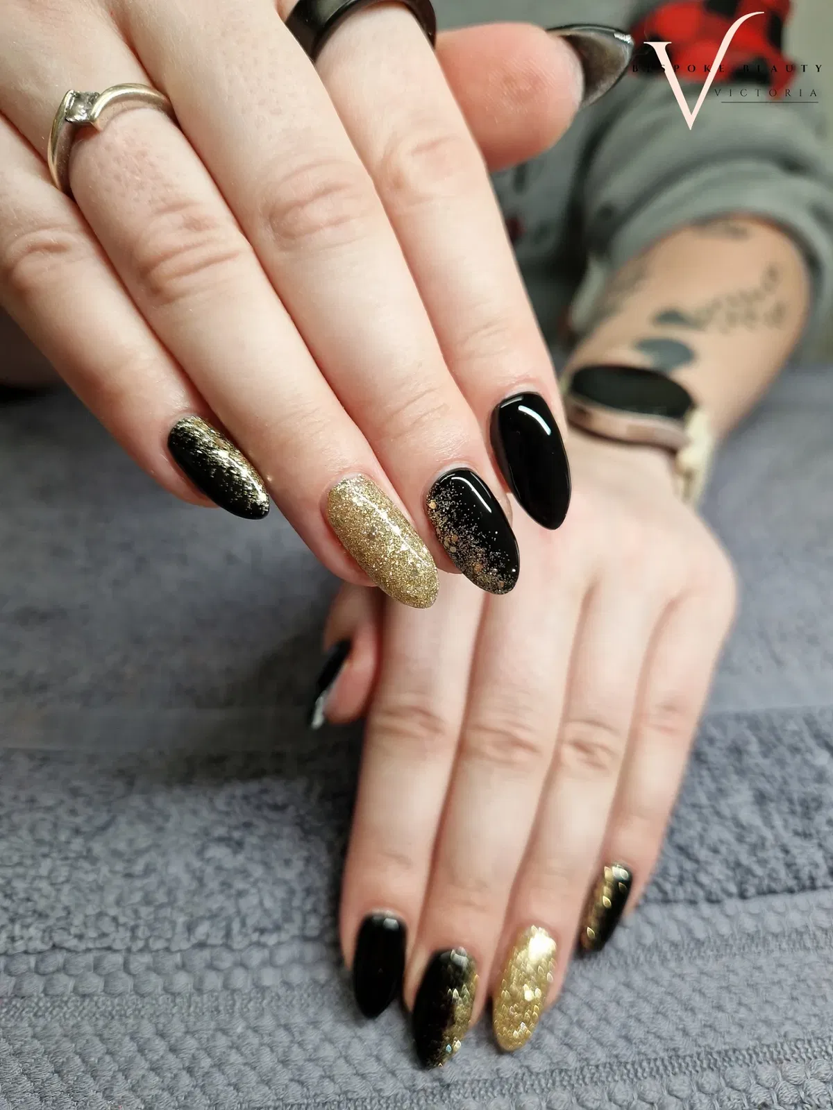 Black and gold glitter mix with gradient accent