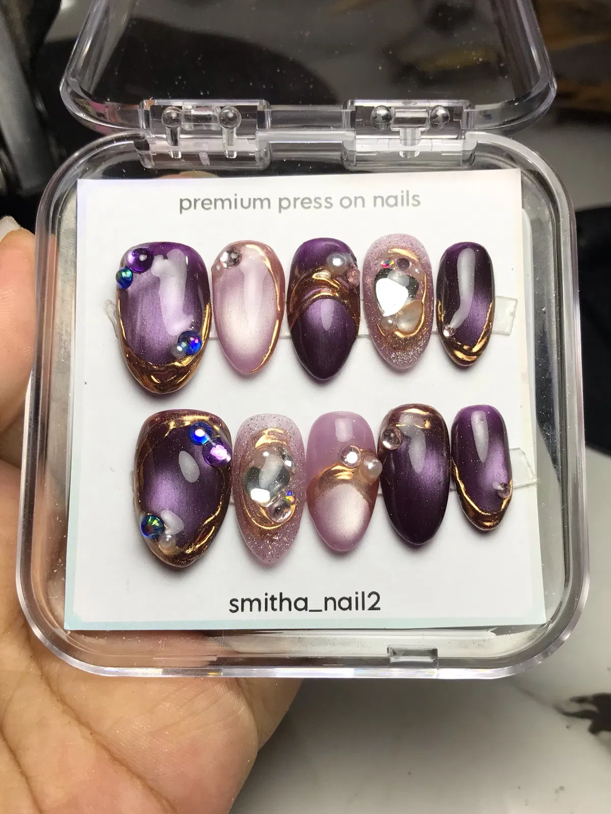 Purple/Lavender Press-Ons with Gold Swirls and Heart Gem