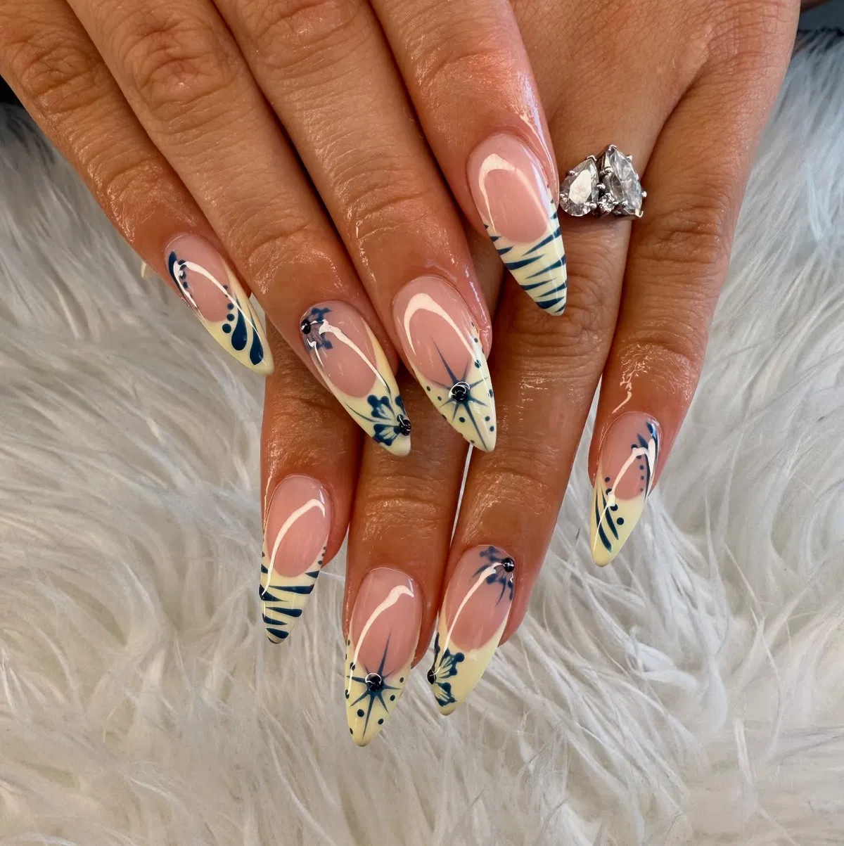 Pointed Nude Base with Light Yellow Tips and Blue Line Art