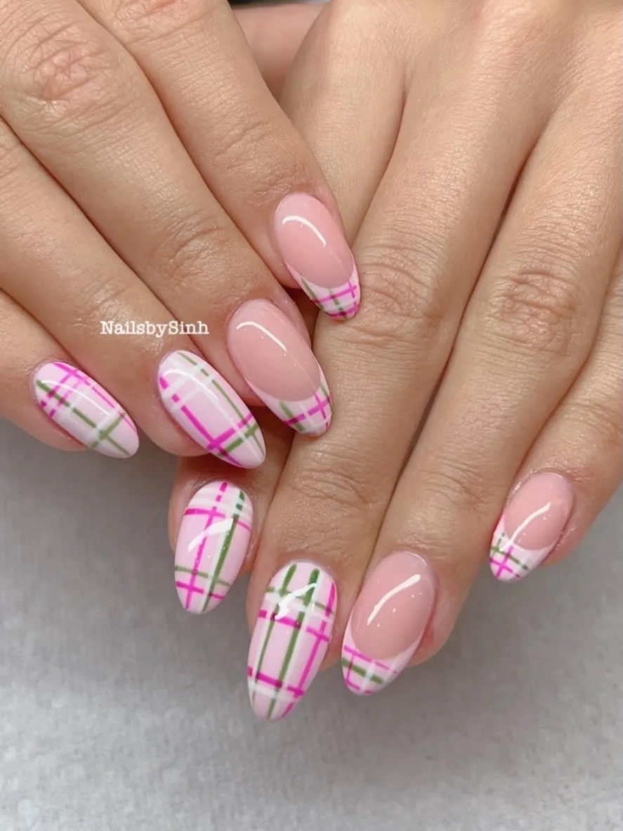 Plaid French tips in pink, green, and white