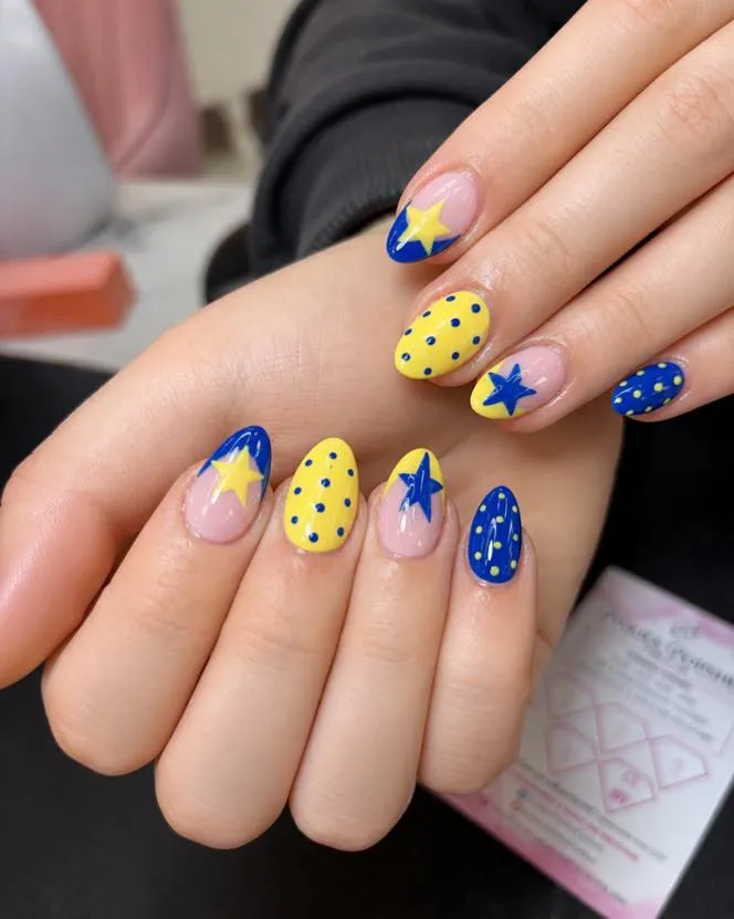 Stars and Dots in Yellow and Blue