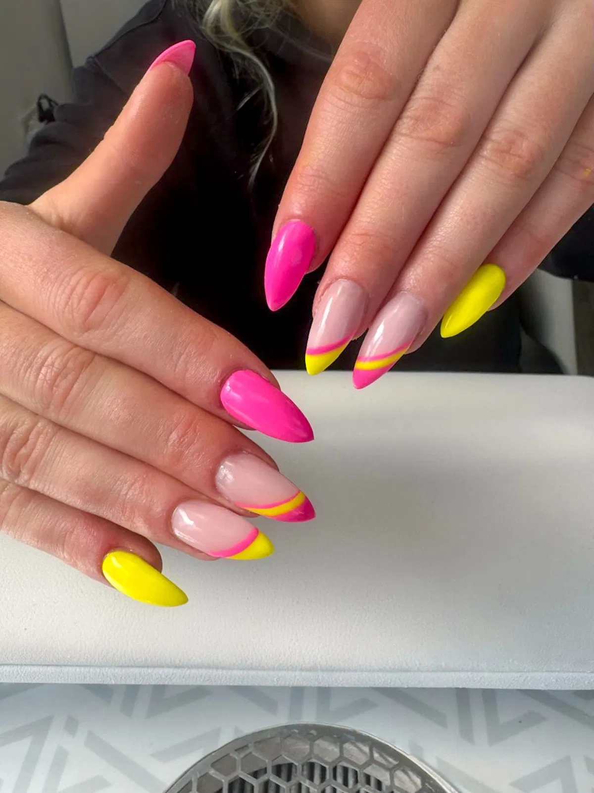 Stiletto mix: solid brights and curved stripe tips