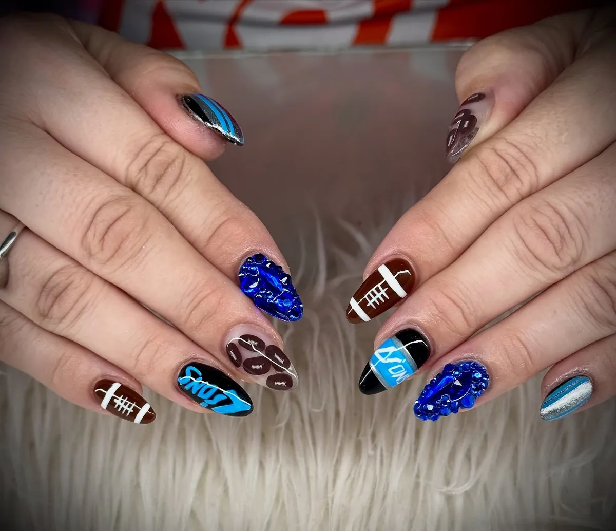 Long football set with blue textured accents