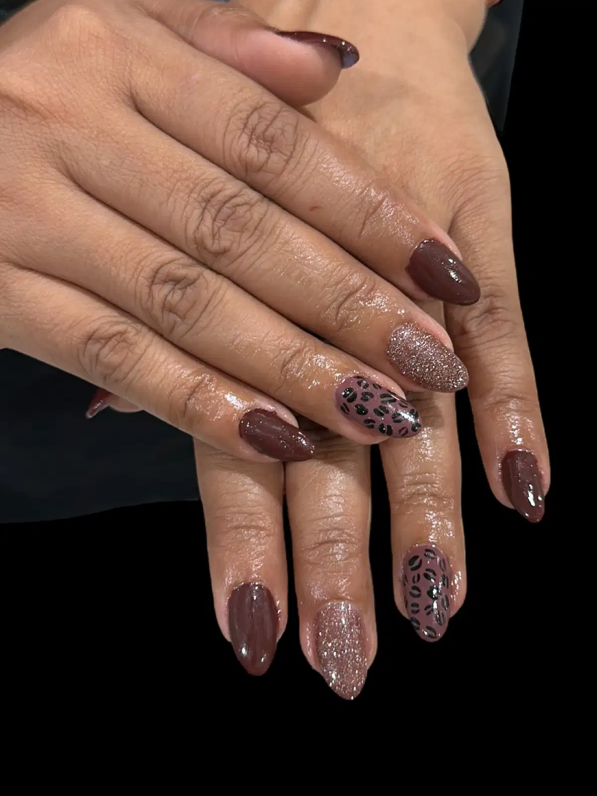 Deep brown with rose-gold glitter and spotted mauve accents