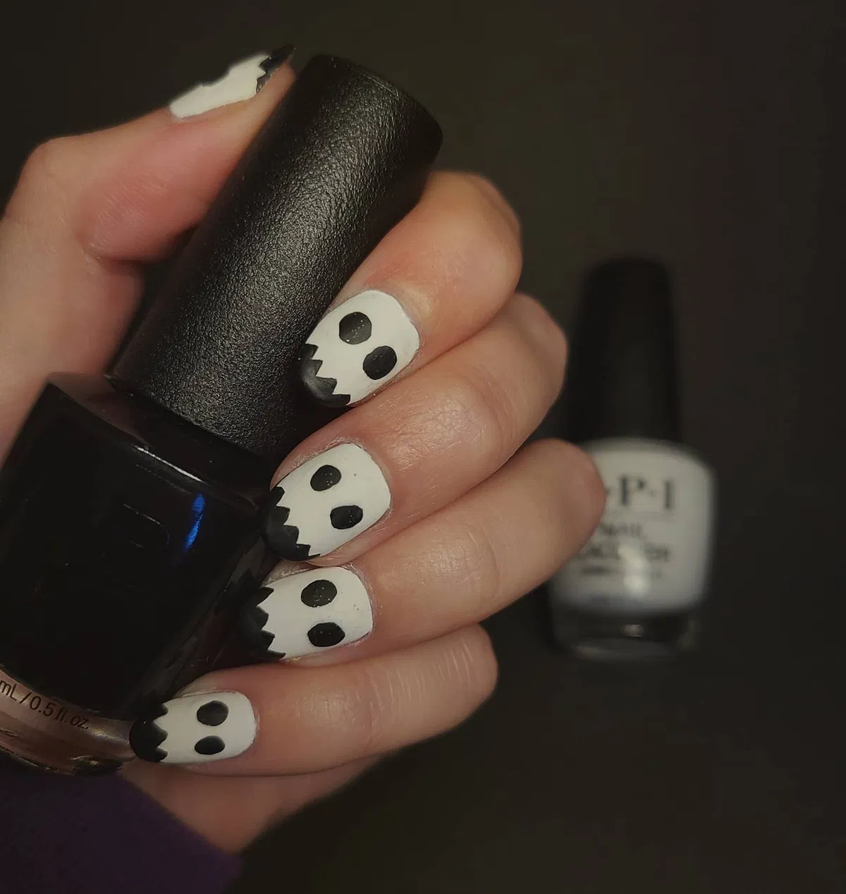 Sheer glitter base with minimal ghosts