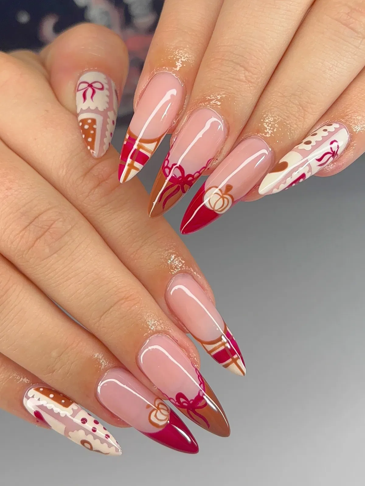 Pink base with bows, scallops, and graphic tips