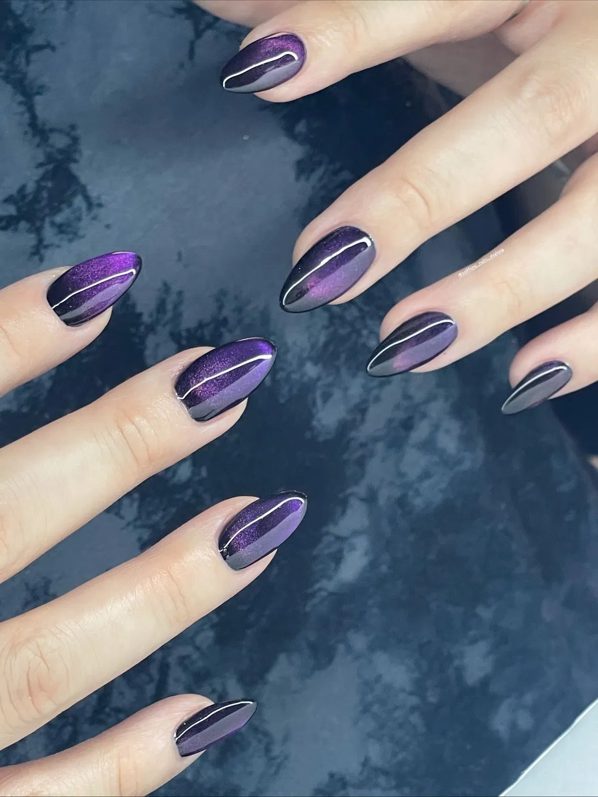 Purple Gradient with Thin Diagonal White Line