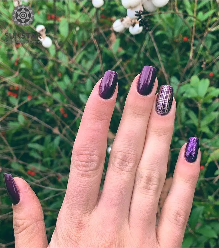 Dark Plum with Grid and Glitter Accent Nails