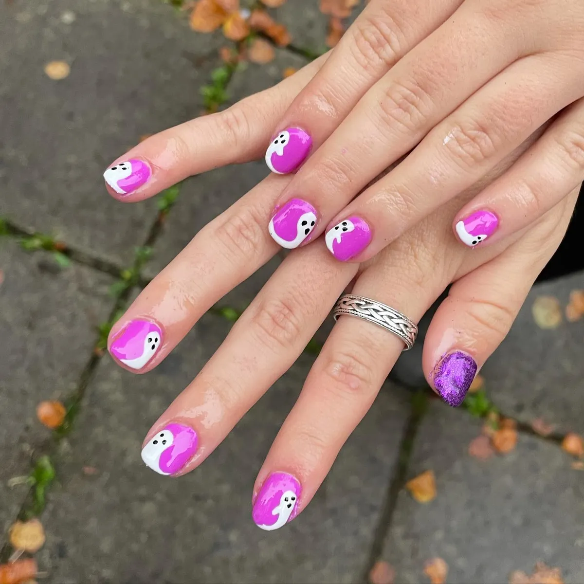 Bright purple-pink ghosts with a glitter accent