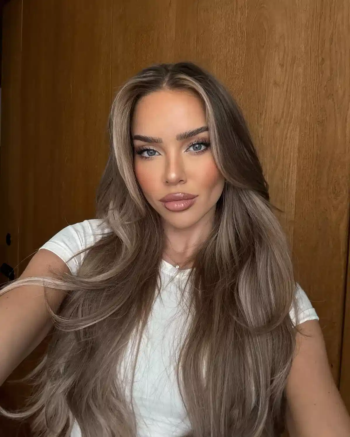 Cool-Toned Long Waves with Face Frame