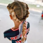 📣 18+ Football Game Outfits That Make Showing Your Team Spirit Look Seriously Cute Fashion image by @mel_does_hair2