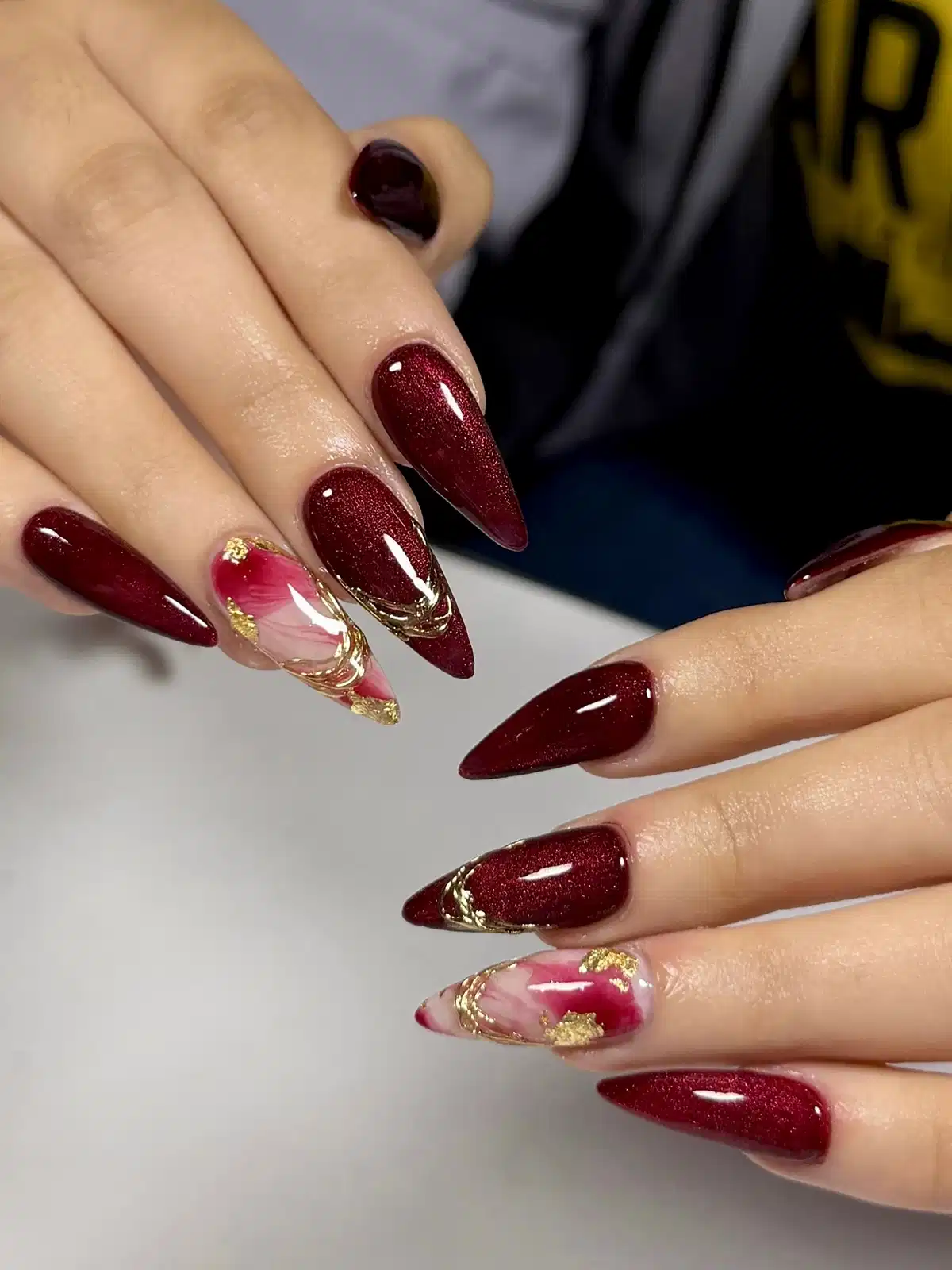 Stiletto maroon with pink marbled nude accents and gold details