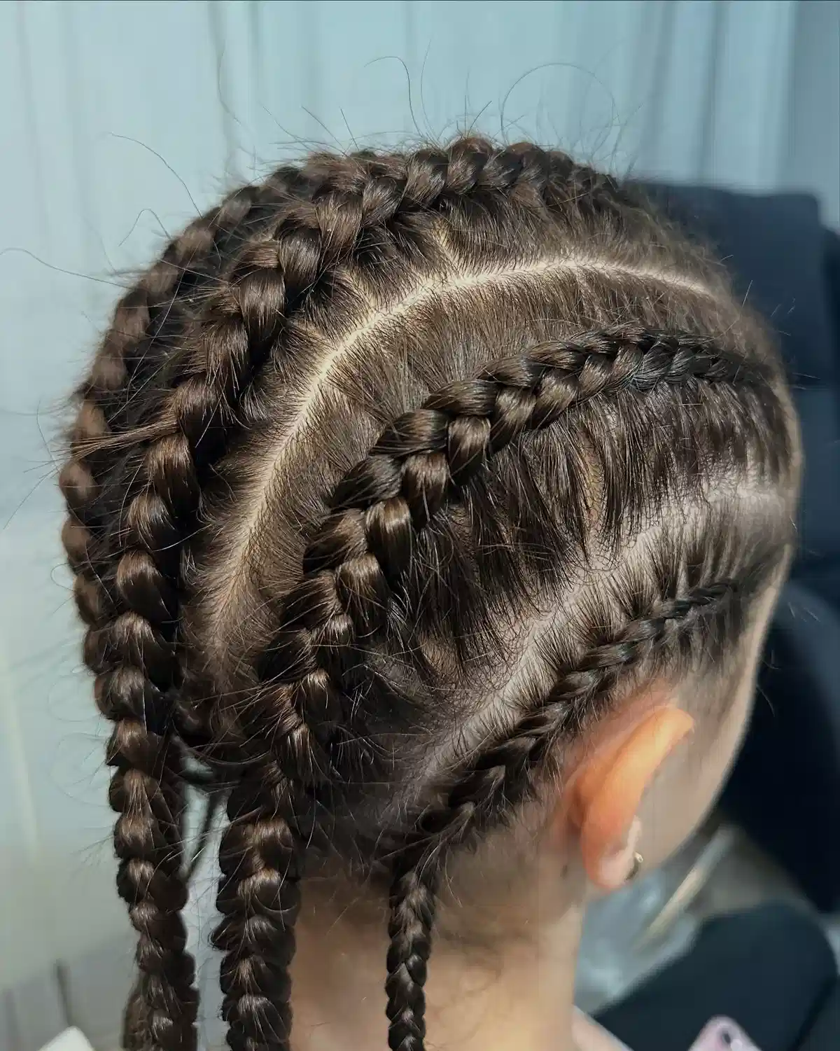 Multi-braid pattern with defined partings