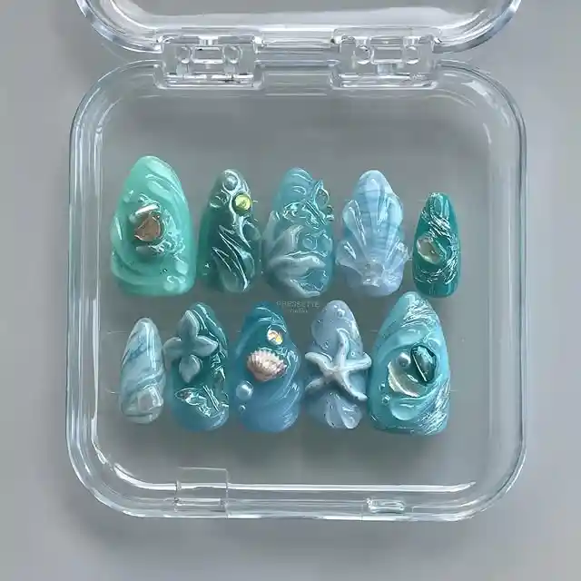Teal ocean-themed 3D set in a clear case