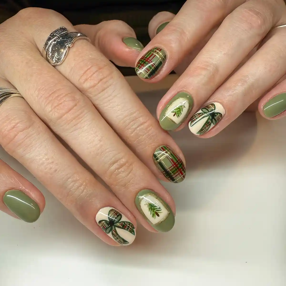 Sage Green Set with Plaid and Bow Accent Nails