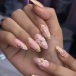 🤍 17+ Nails White and Gold Lovers Will Adore for a Fresh, Angelic Look With a Hint of Glam Fashion image by @thesobonailsalon.ulwe